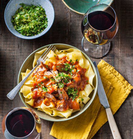 Pappardelle Met Pulled Pork En Gremolata | Gall & Gall